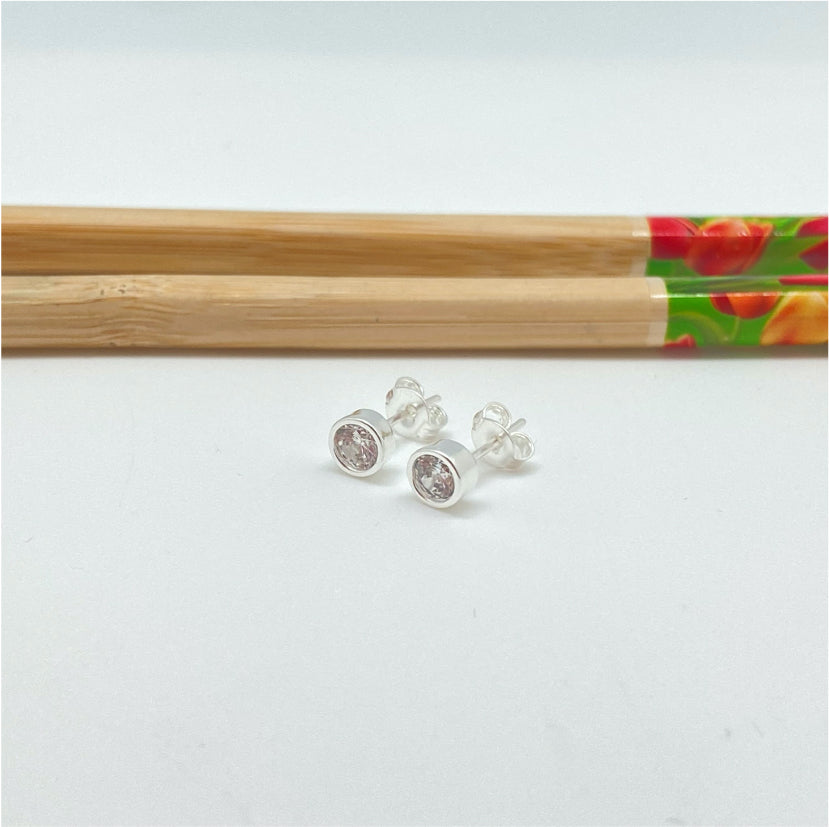 XP290 Aro Punto de Luz 6 mm Circon Cristal Aro Baño Plata Aros Bañados hecho de Bronce Bañado en Plata 50 ml Joyas Bañadas en Plata