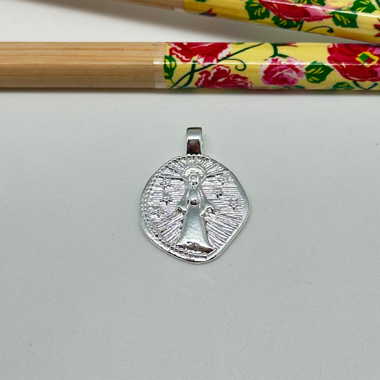 FP1030 Colgante Virgen y Estrellas en relieve borde irregular 18 mm valier para pasar 5 mm Figura Baño Plata