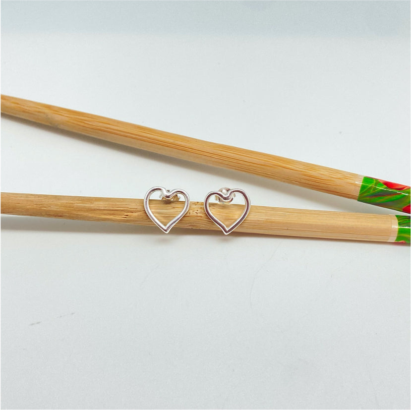 XP285 Aro corazon calado irregular 12 mm Aro Baño Plata Aros Bañados hecho de Bronce Bañado en Plata 50 ml Joyas Bañadas en Plata
