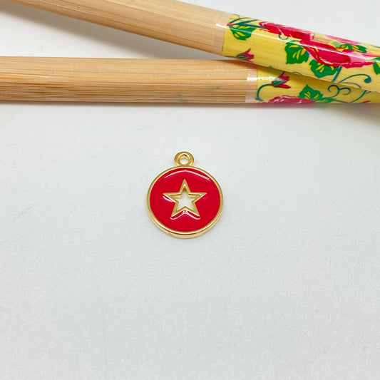 FO1024 Colgante medalla estrella calada con resina color dia. 12 mm mas argollita Figura Baño Oro