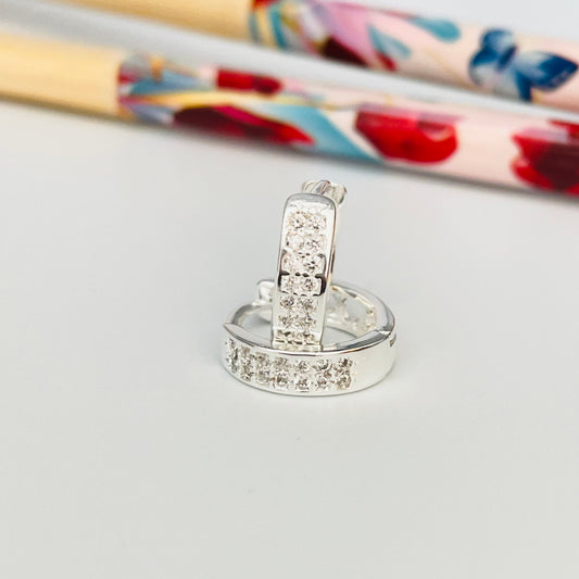XP213 Aro Argolla Presión Circones y Corazones Calados 13 mm ancho 4 mm Aro Baño Plata Aros Bañados en Oro y Plata hecho de Bronce Bañado en Plata 50 ml Joyas Bañadas en Plata