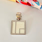 FP20 Colgante Resina Color Hueso cierre Bulgari 17x17 mm mas valier Baño Plata