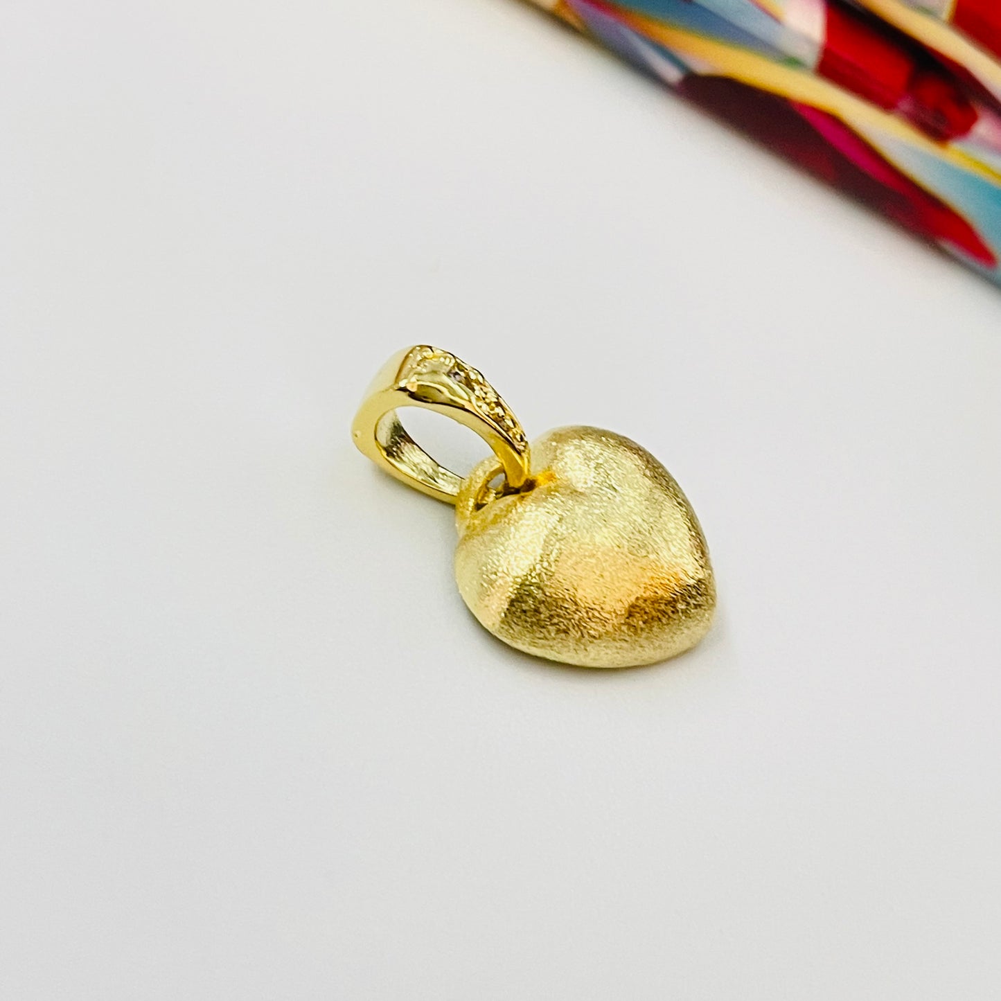 FO902 Colgante Corazón Gordito Lijado con Balier con 1 Circón largo total 16 mm x 11 mm Figura Baño Oro