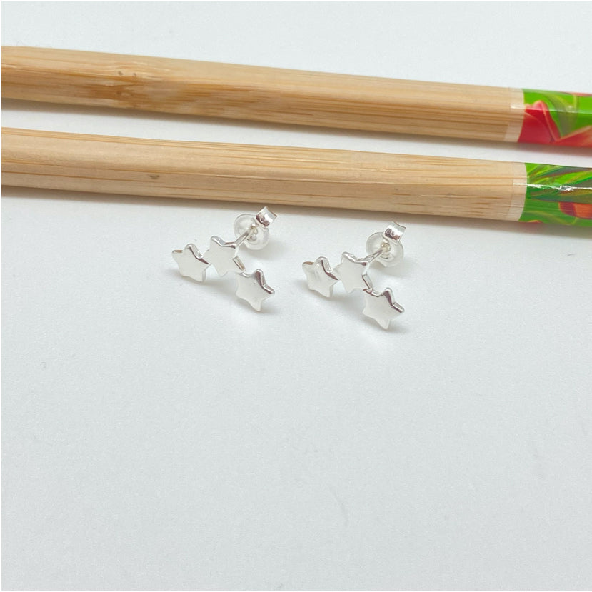 XP274 Aro 3 estrellas en fila 5x15 mm Aro Baño Plata Aros Bañados hecho de Bronce Bañado en Plata 50 ml Joyas Bañadas en Plata