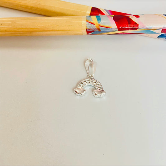 FP1003 Colgante mini arco iris Figura Baño Plata Figuras Bañadas hecho de Bronce Bañado en Plata 50 ml Joyas Bañadas en Plata